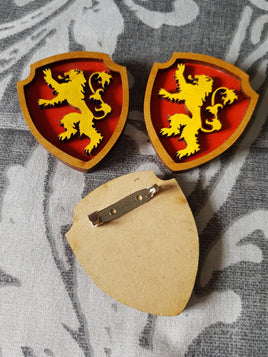 Great House Game Of Thrones Brooch ↠ Lannister