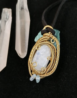 Rainbow Moonstone With Aquamarine Chips In Brass Necklace