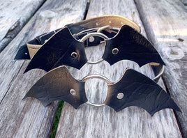 Bat Wing Collar
